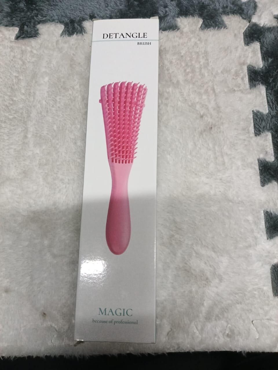 No-Tear Detangling Brush – Gentle Glide for All Hair Types | Anti-Breakage Design