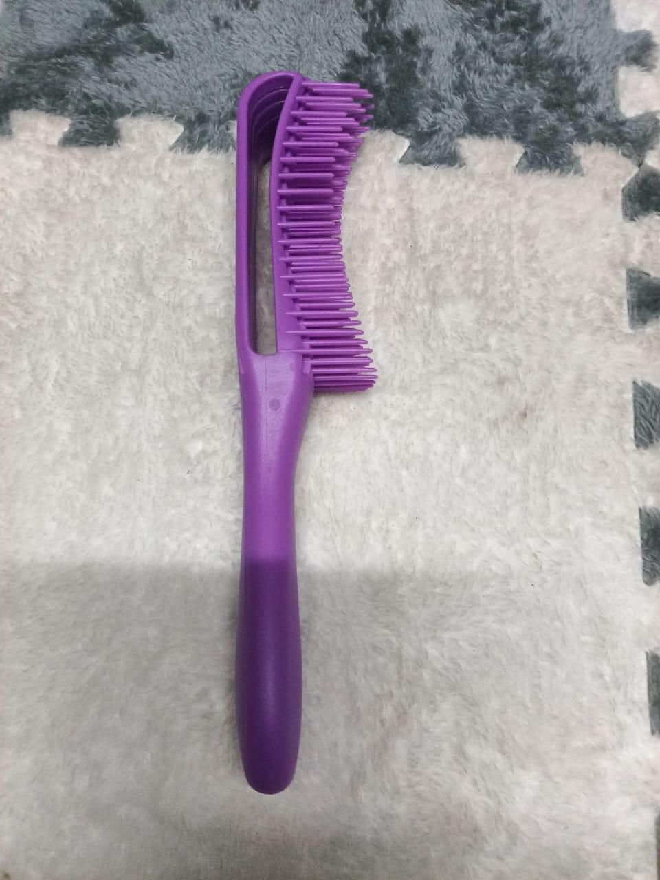 No-Tear Detangling Brush – Gentle Glide for All Hair Types | Anti-Breakage Design